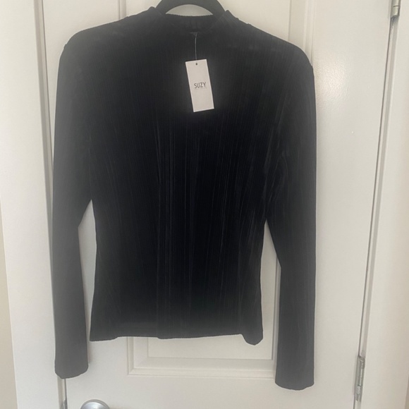 Suzy Sheir top - Picture 3 of 3